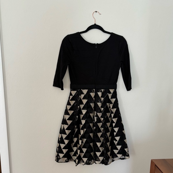 Gold & Black Dress - Picture 3 of 6